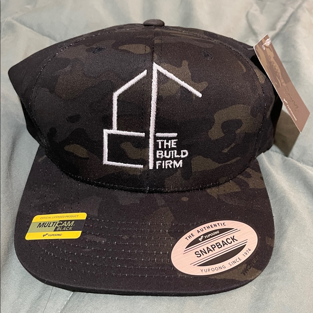 Black Camouflage Snapback Hat - Unisex